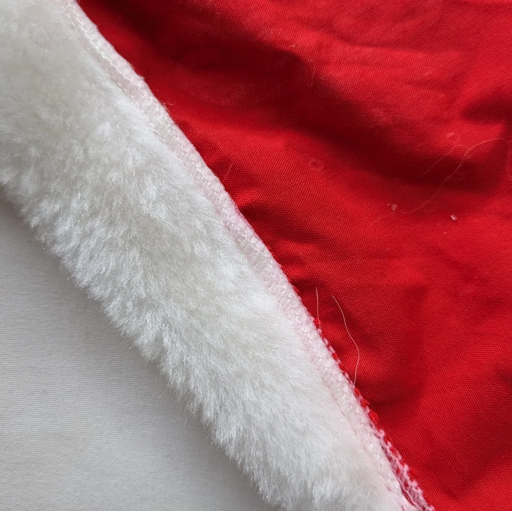🏈 Cat bandana EUC Meowy Christmas red white fur